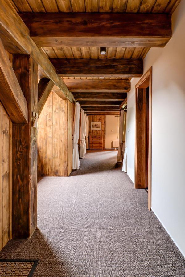 Dvur Hanis - Adults Only - Deti Od 12 Let Marsov nad Metuji Exterior foto